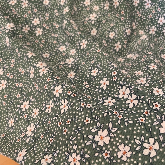Unbranded Green Floral Midi Skirt - Picture 3 of 3
